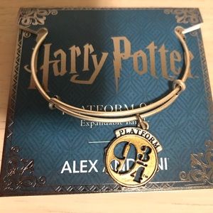 NWT Alex & Ani Harry Potter Platform 9 3/4